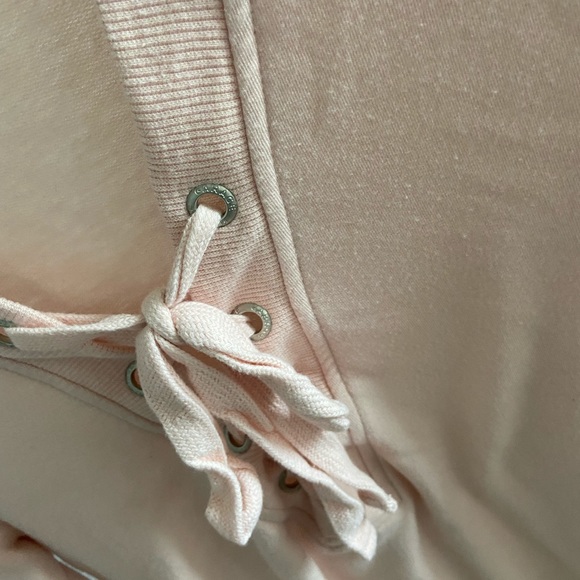 Pink sweater - Picture 2 of 2